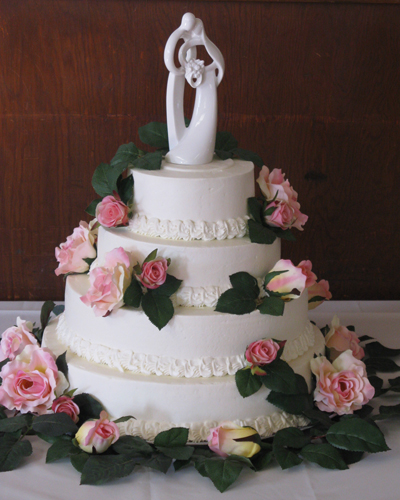 Cake Flavors Fillings Stunning single layers of red velevet wedding cake